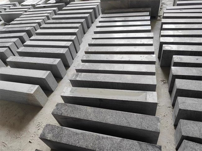 室外台阶石